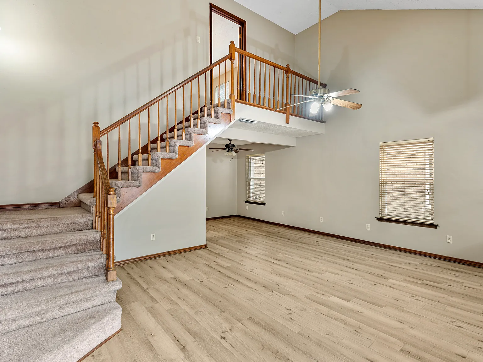 2 bed, 1200 sqft, $1,350 — Photo 2