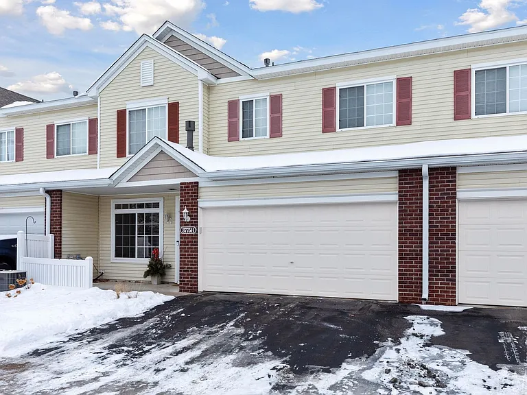 3775 Hazel Trl #H — Photo 1