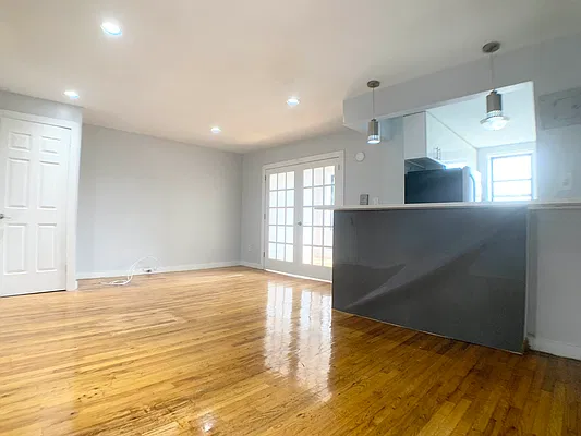 Rented by Premier One Realty LLC | media 7