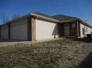 1920 S Farm Road 123, Springfield, MO 65807