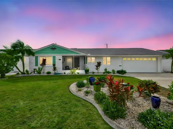 1520 Danbury Dr, Sun City Center, FL 33573