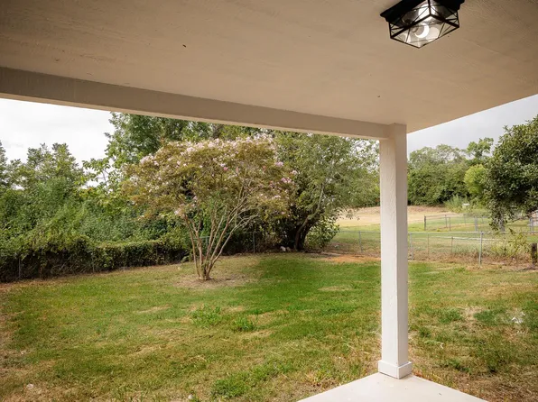 811 Matchett St, Brenham, TX 77833