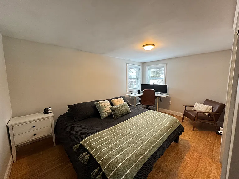 89 Portsmouth Ave — Photo 13