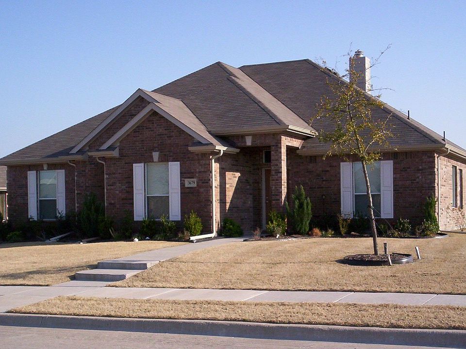 1st image of 3679 Laurel Crossing Dr