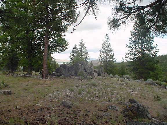 3rd image of 467-495 Baxter Creek Rd