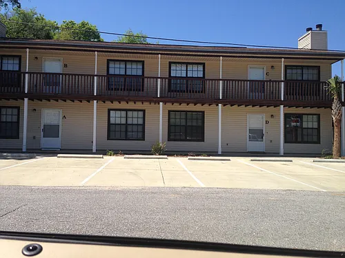 3850 Creighton Rd #D Photo 1