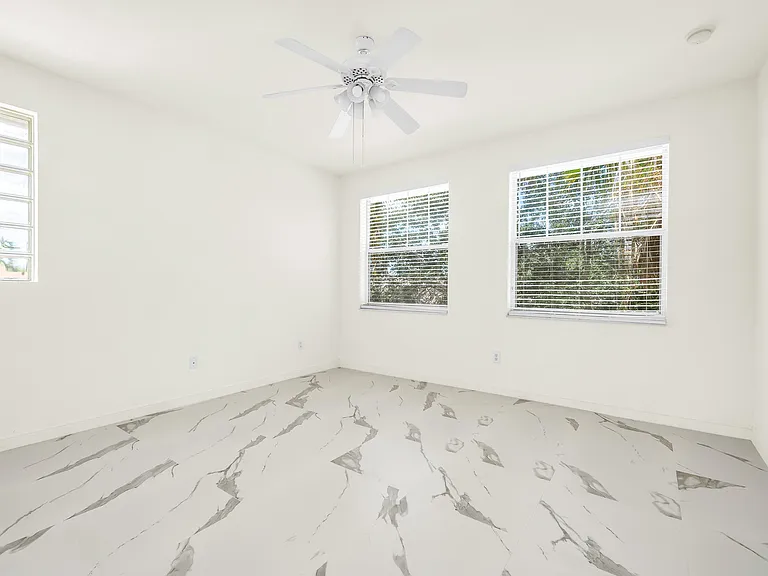 810 Marina Del Ray #6 — Photo 31