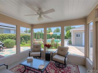 6044 Cartwright Ave, North Hollywood, CA 91606