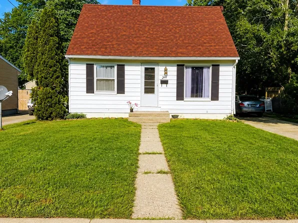 3256 Hillcroft Ave SW, Wyoming, MI 49548