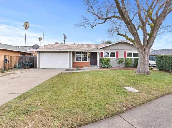 7593 Titian Pkwy, Sacramento, CA 95823
