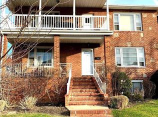 139 W Olive St, Long Beach, NY 11561
