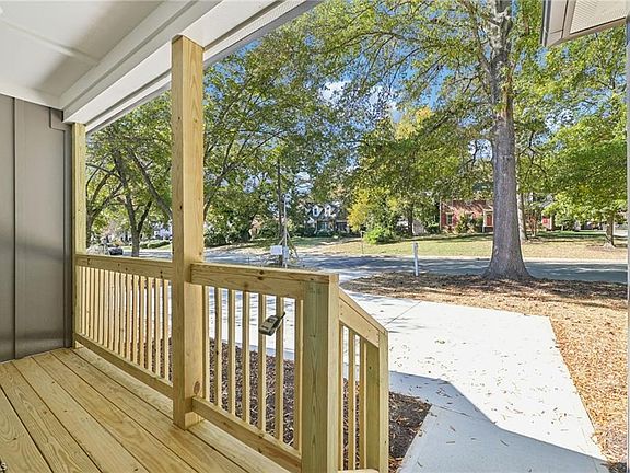 4th image of 527 Tarleton Ave