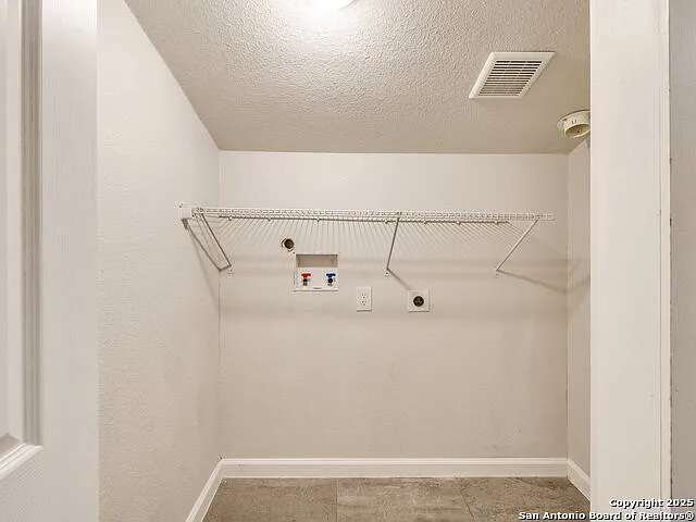 100 Lorenz Rd #1504 — Photo 40