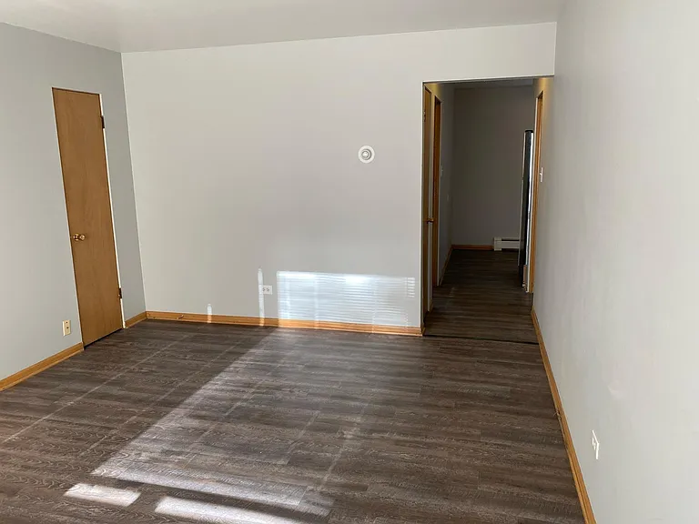 8239 Archer Ave #3 — Photo 7