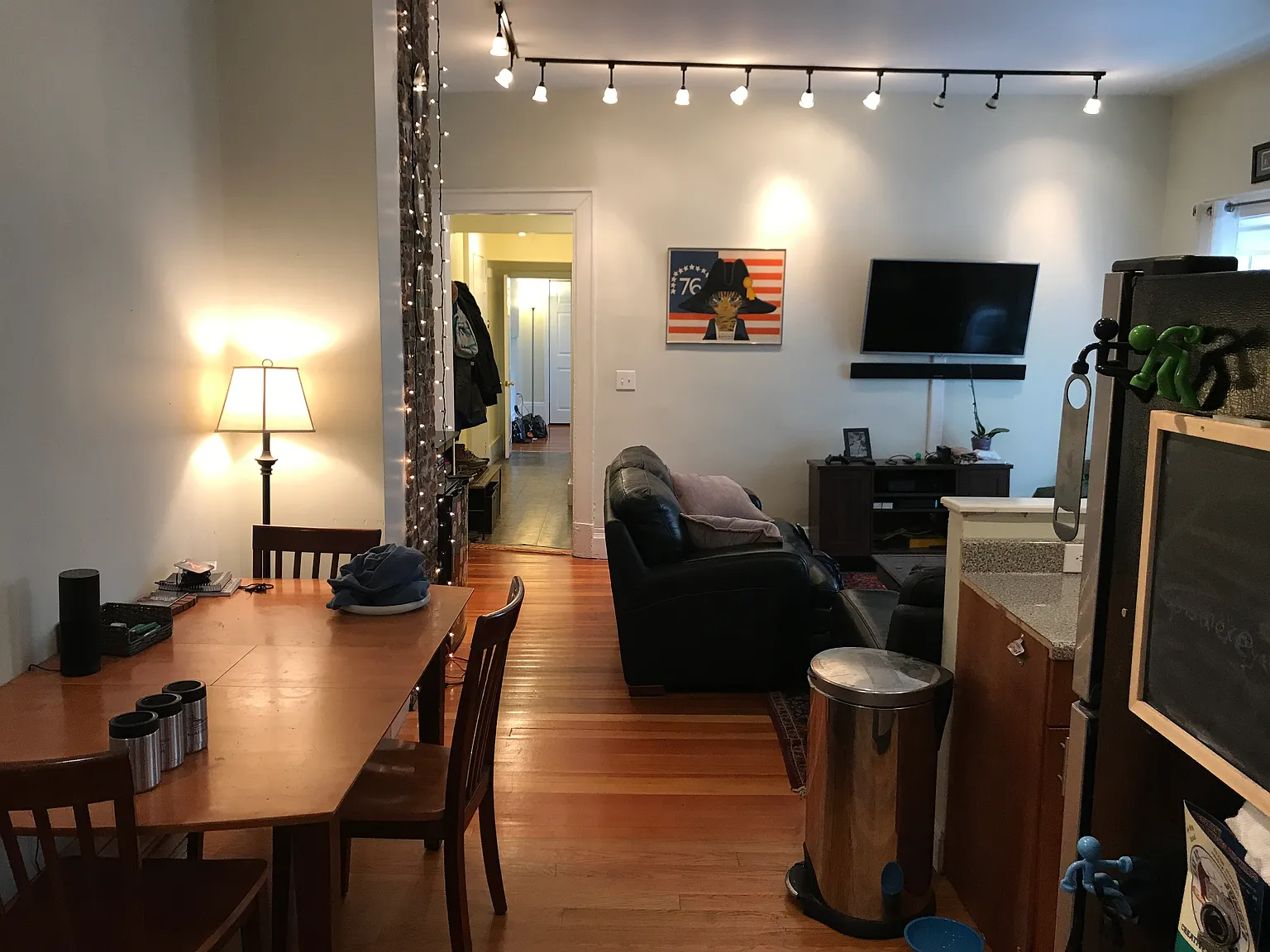 3 bed, 1200 sqft, $3,600 — Photo 4