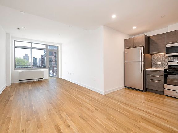2nd image of 11-15 Broadway #5W