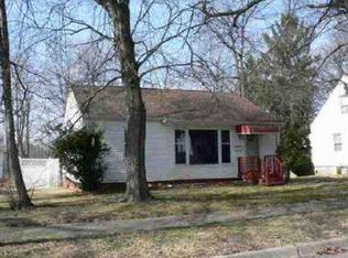 1388 Roslyn Ave, Akron, OH 44320