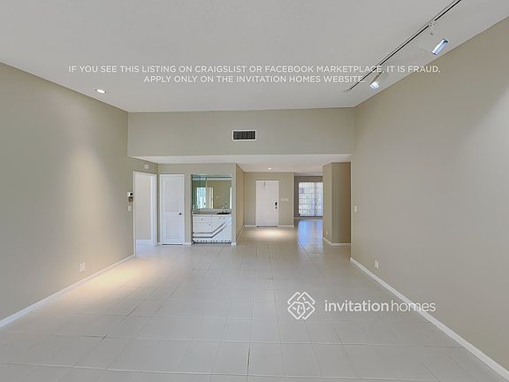 3rd image of 4803 Bayberry Ln