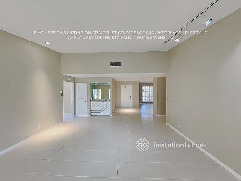 4803 Bayberry Ln — Photo 3