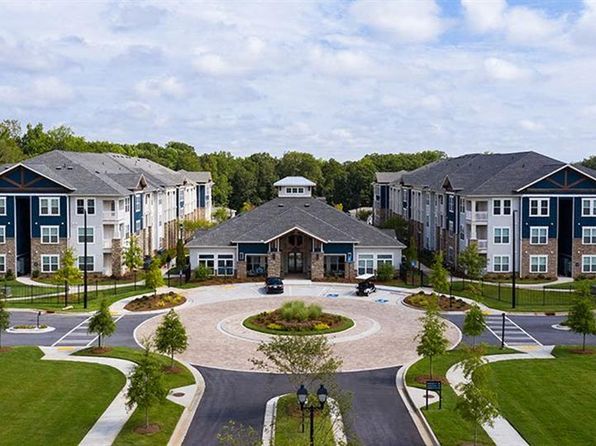 1450 Newnan Crossing Blvd E #2304