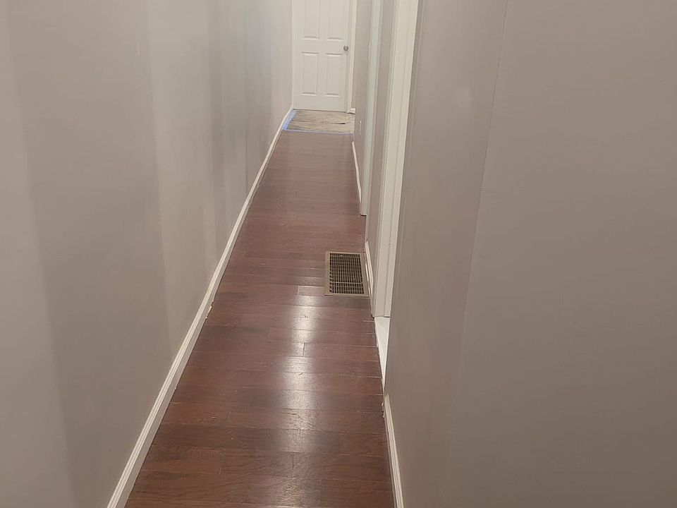 2nd image of 3636 N 19th St Floor 3