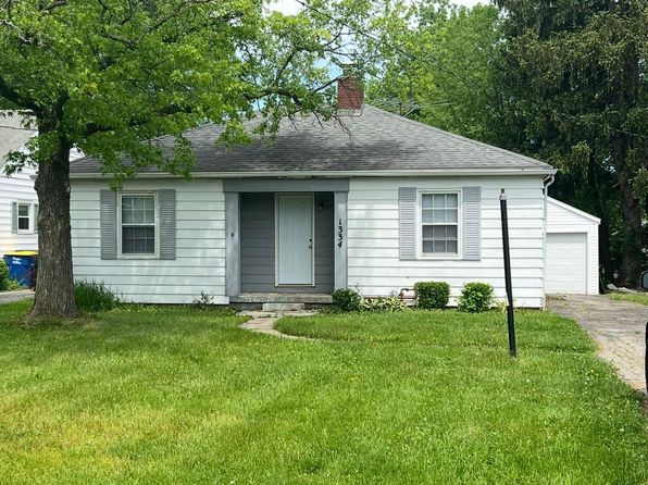 1334 S Burlington Dr