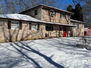 110 Pear Tree Ct, Bushkill, PA 18324