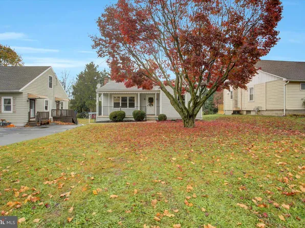 461 Roxbury Rd, Shippensburg, PA 17257