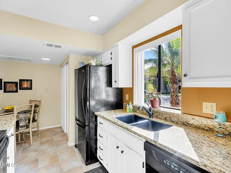 9430 E Mission Ln #101 — Photo 30