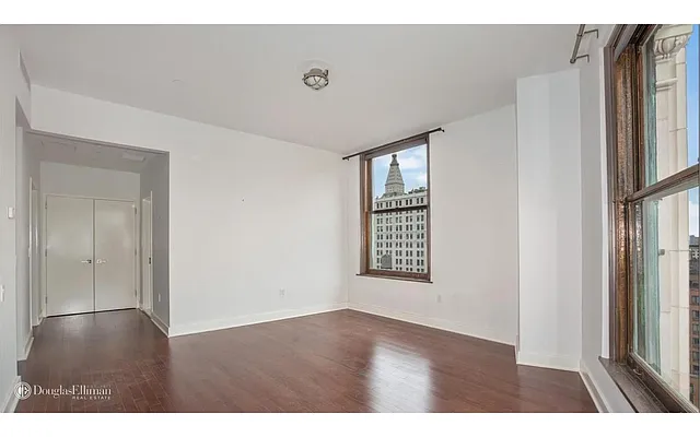 Rented by Douglas Elliman | media 34