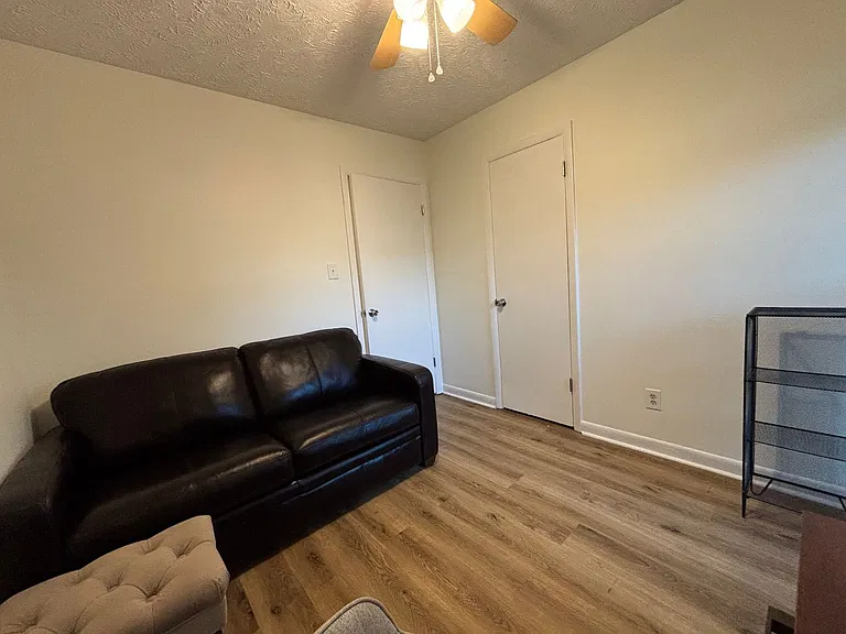 2012 Lakemeadow Dr — Photo 53