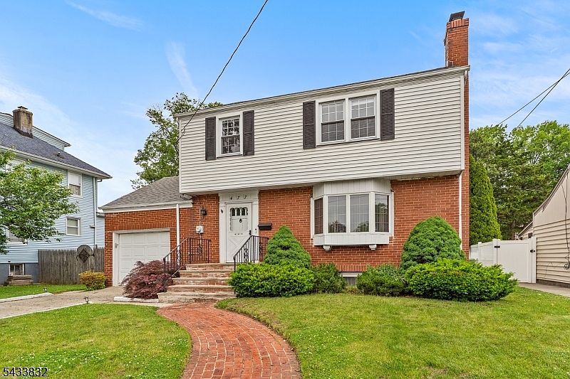 1st image of 477 Grove St