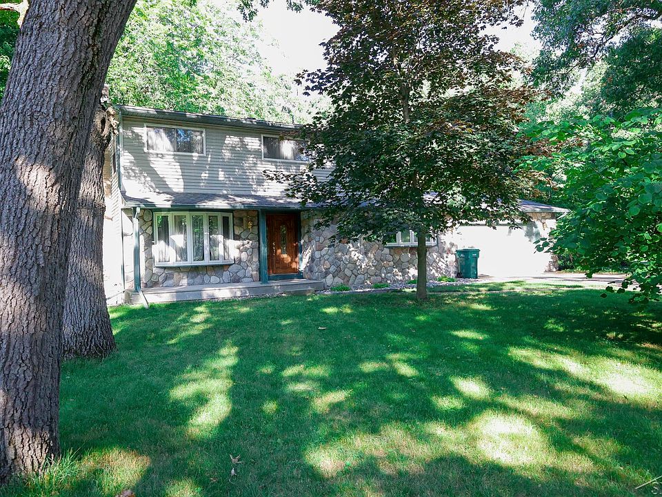 1st image of 2984 Lupine Ct