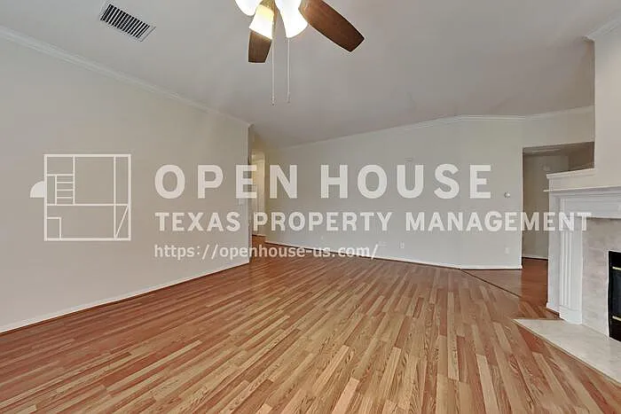 175 Merryweather Pl — Photo 3