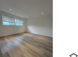 1949 NE 172nd St APT 12, Miami, FL 33162