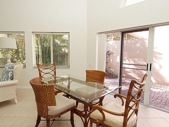 3rd image of 28781 Carmel Way