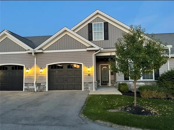 5281 Chestnut Rdg, Orchard Park, NY 14127