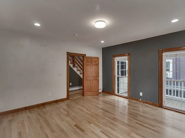16 Forrester St — Photo 8