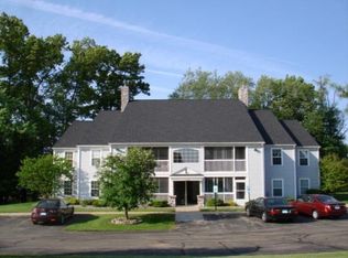 329 Westbrook Ct #102, Marshall, MI