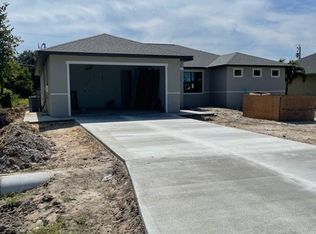 1132 SW 41st Terrace Cpe, Coral, FL 33914