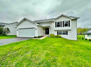 107 Hastings Way SW, Poplar Grove, IL 61065