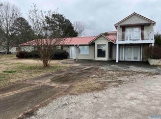 80 W Morgan Rd SW, Decatur, AL 35603