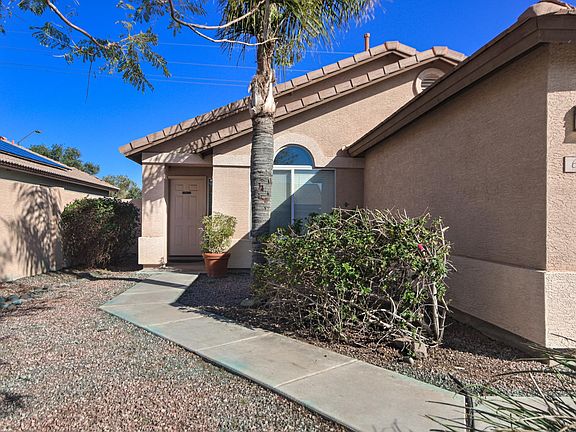 661 N Joshua Tree Ln4