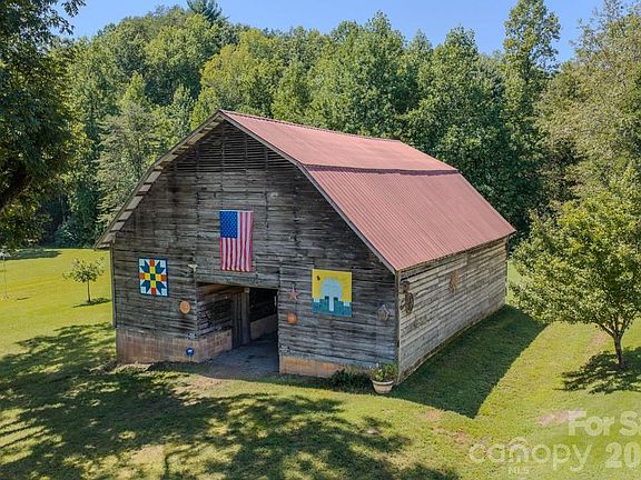 2nd image of 1867 Bills Creek Rd