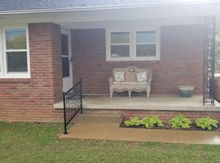 807 Broad St N #B, Lexington, TN 38351