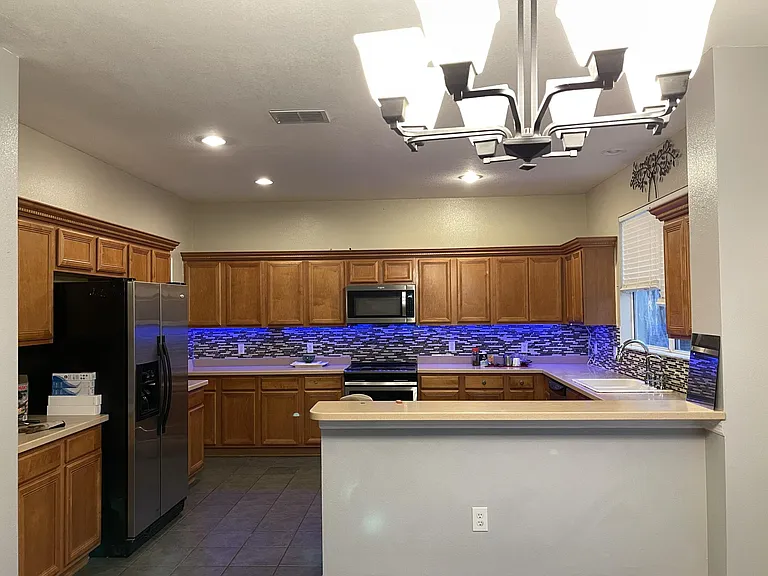 9944 Chorlton Cir — Photo 11