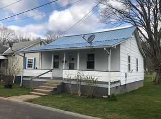 305 Central Ave, Spencer, WV 25276