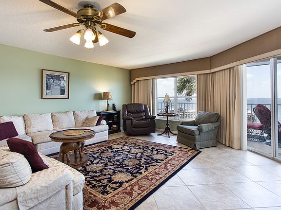 4th image of 3360 S Atlantic Ave APT 210