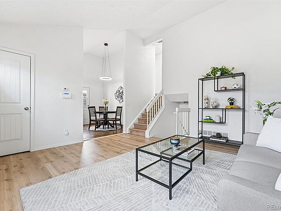 5th image of 9684 Orangewood Drive