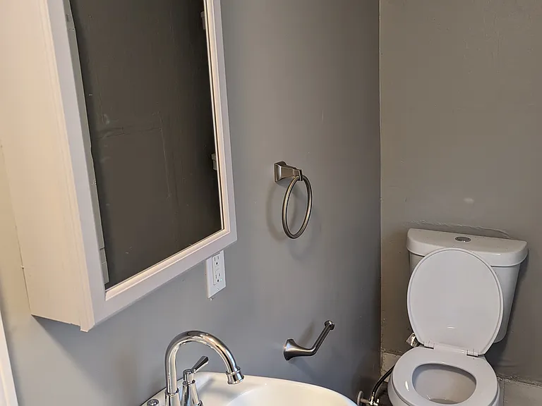 7 Dawson Pl #1 — Photo 5